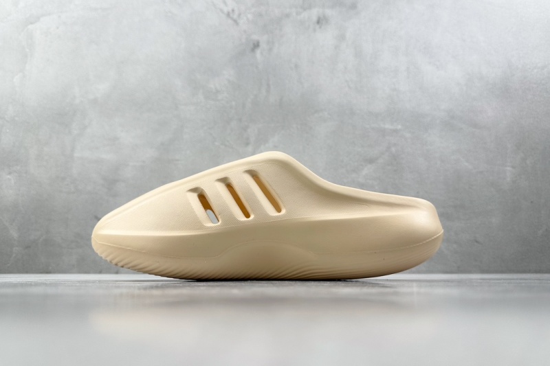 Кроссовки Adidas Originals adiFOM Infinity