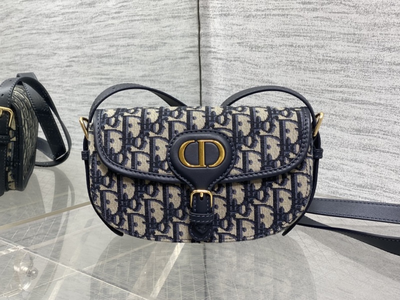 Сумка Dior с монограммой