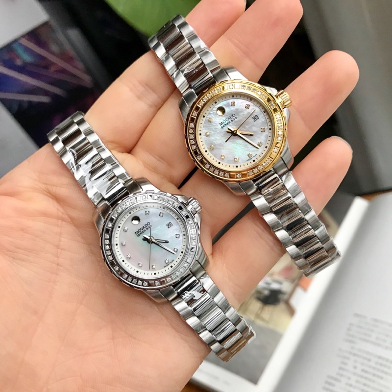 Часы Movado