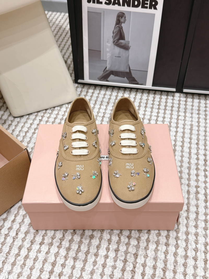Miu Miu Кеды с вышивкой