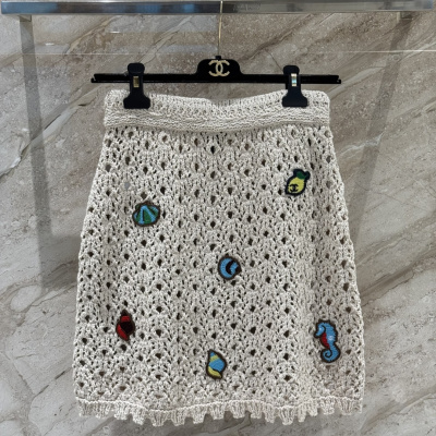 Ажурная юбка Chanel с вышивкой морских мотивов