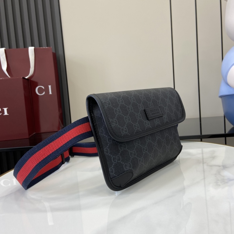 Поясная сумка Gucci с монограммой