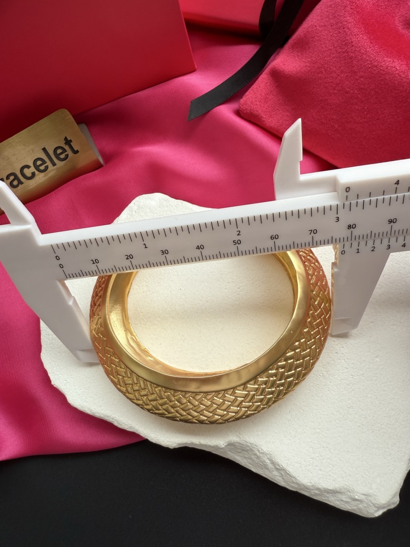 Браслет Schiaparelli
