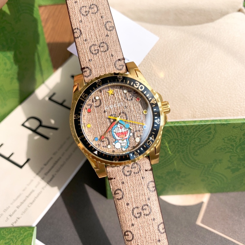 Часы Gucci