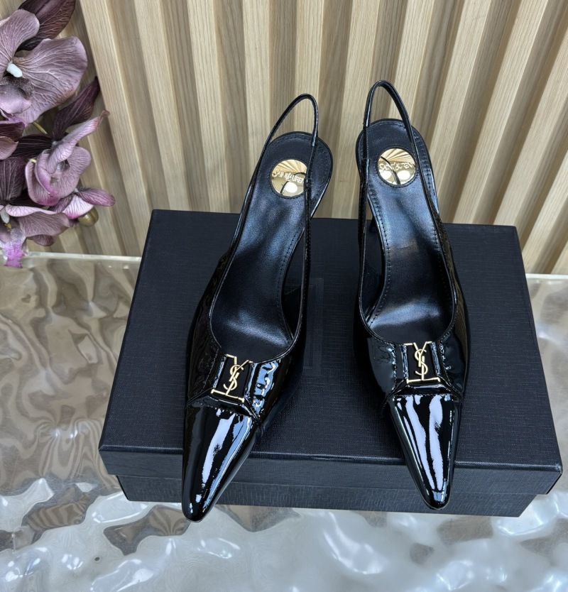 Женские черные лакированные туфли Saint Laurent на шпильке