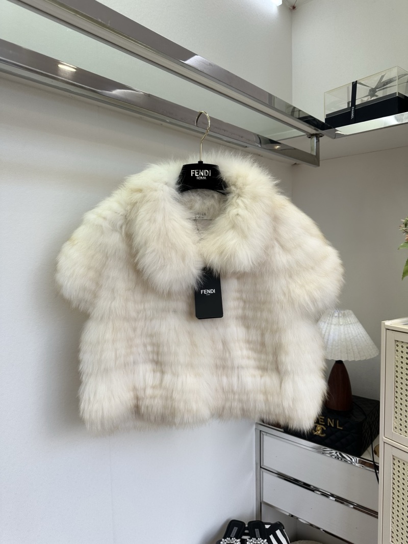 Шуба Fendi