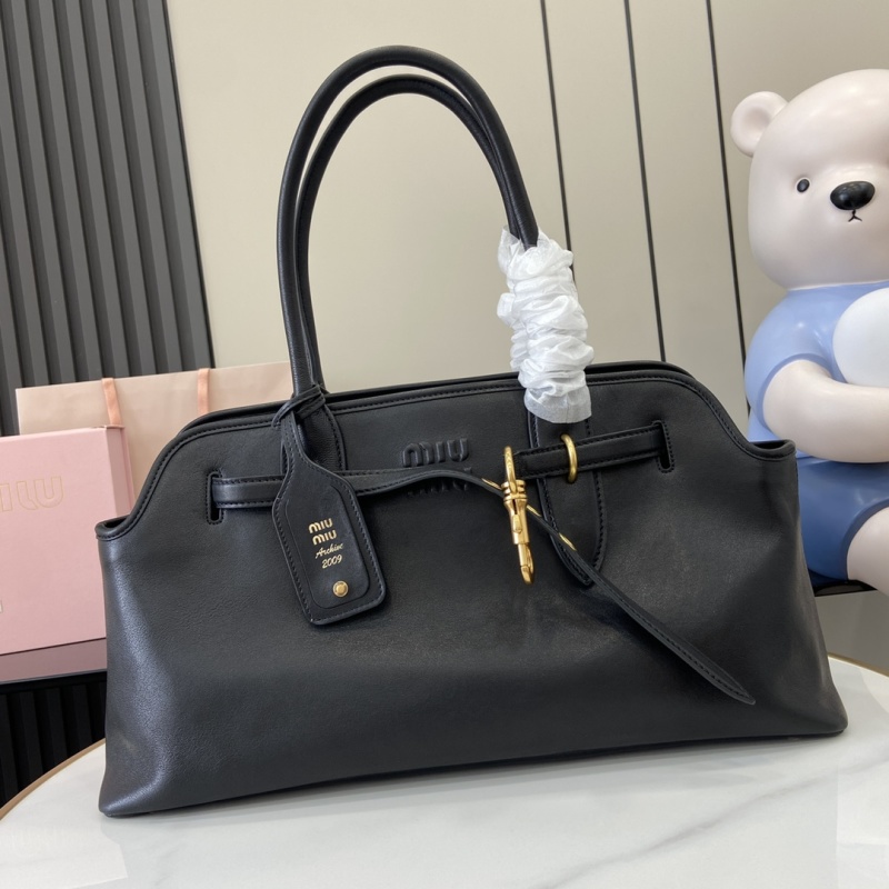 Сумка Miu Miu чёрная