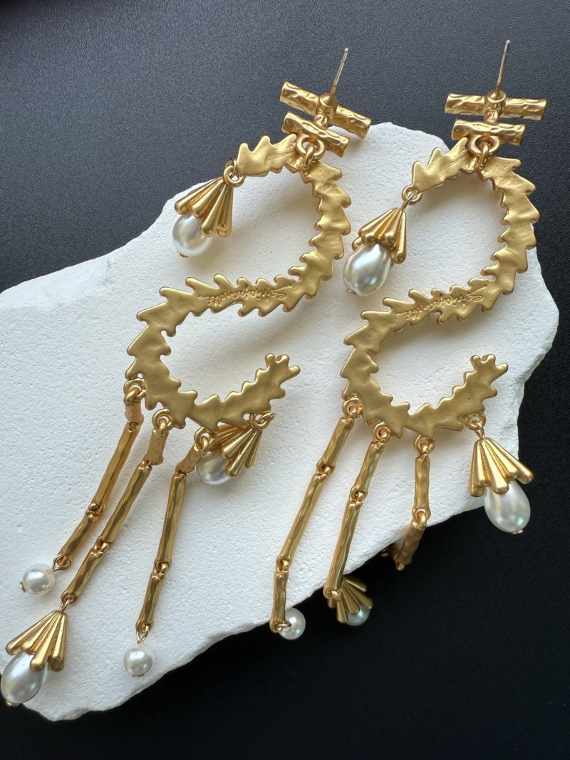Серьги Schiaparelli