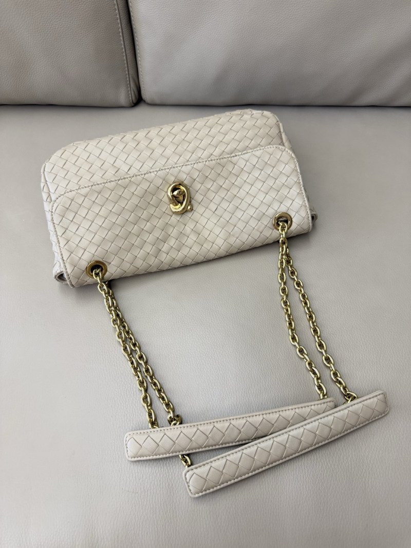 Сумка Bottega Veneta с плетением Intrecciato