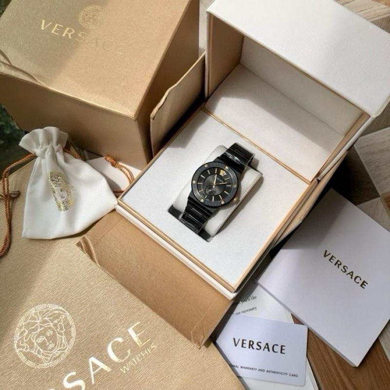Часы Versace