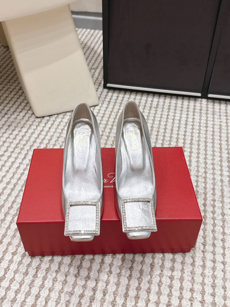 Женские туфли Roger Vivier на каблуке