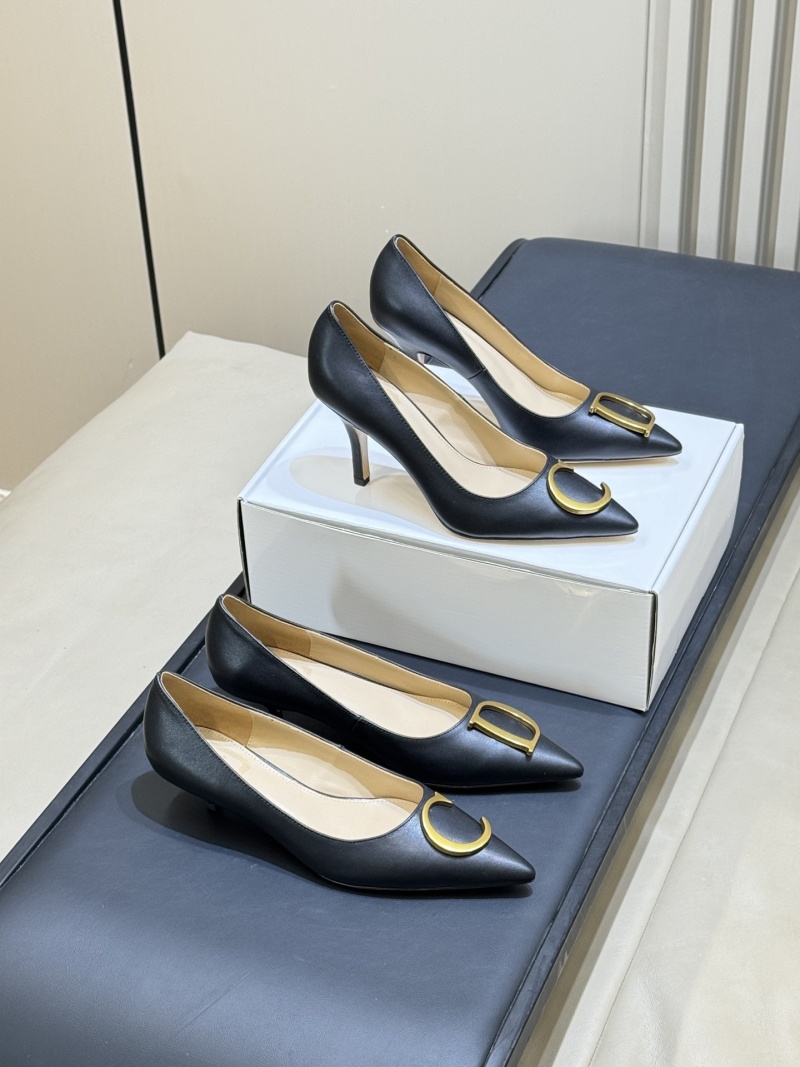 Женские черные лаковые туфли на каблуке Dior