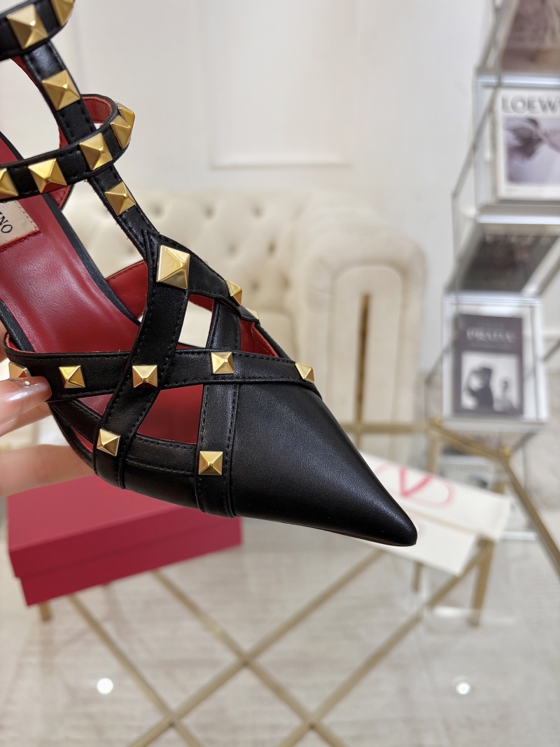 Туфли Valentino с заклепками Valentino Garavani