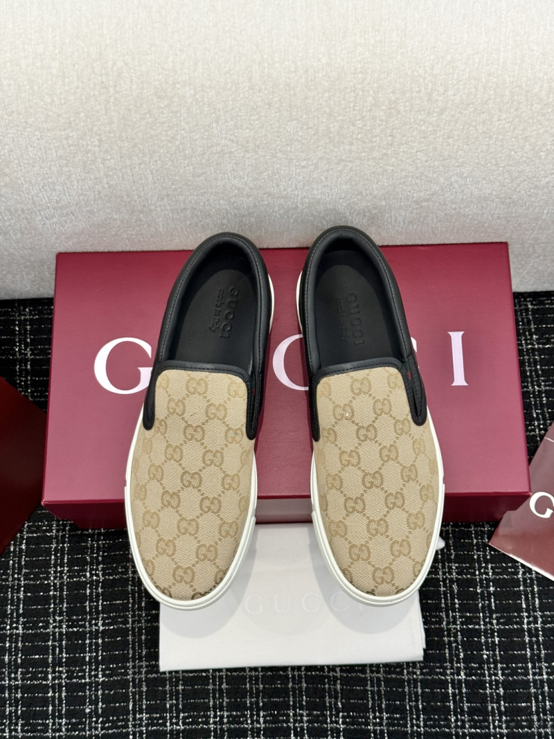 Мужские мокасины Gucci с классическим узором