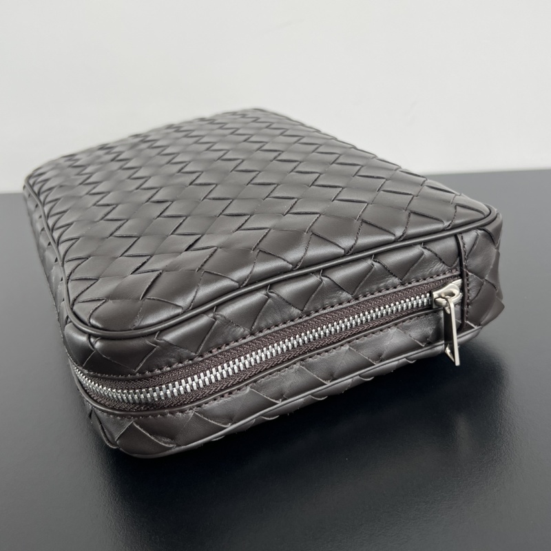 Мужская косметичка с плетением Intrecciato Bottega Veneta