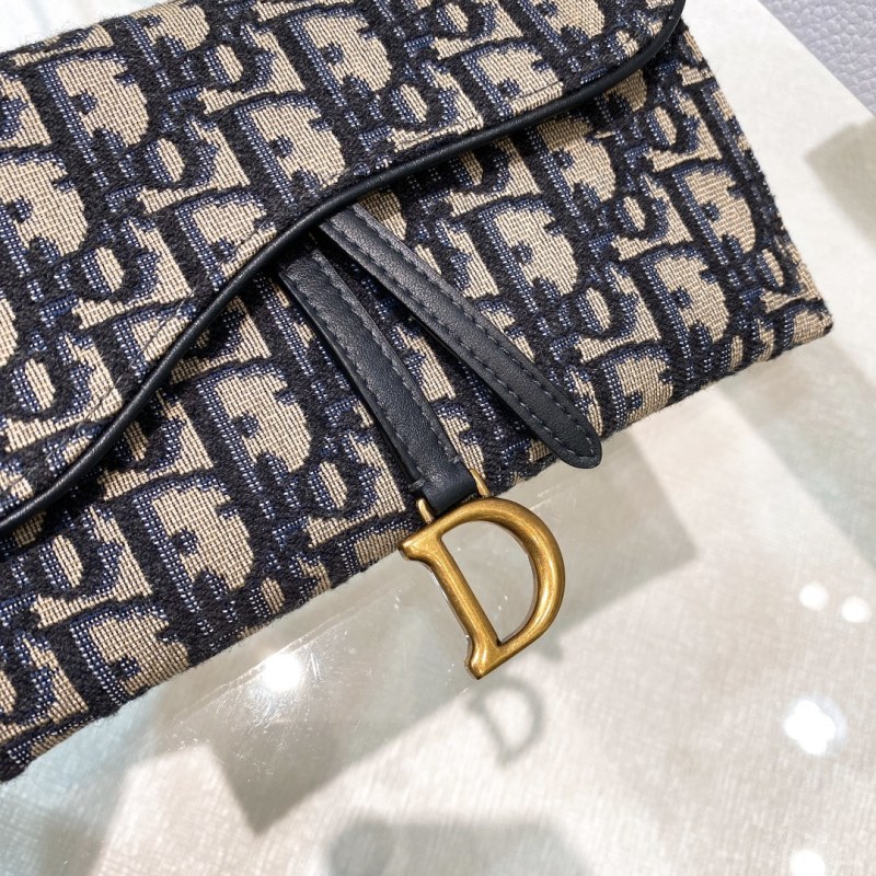 Женская сумка в форме седла с цепочкой и принтом Dior