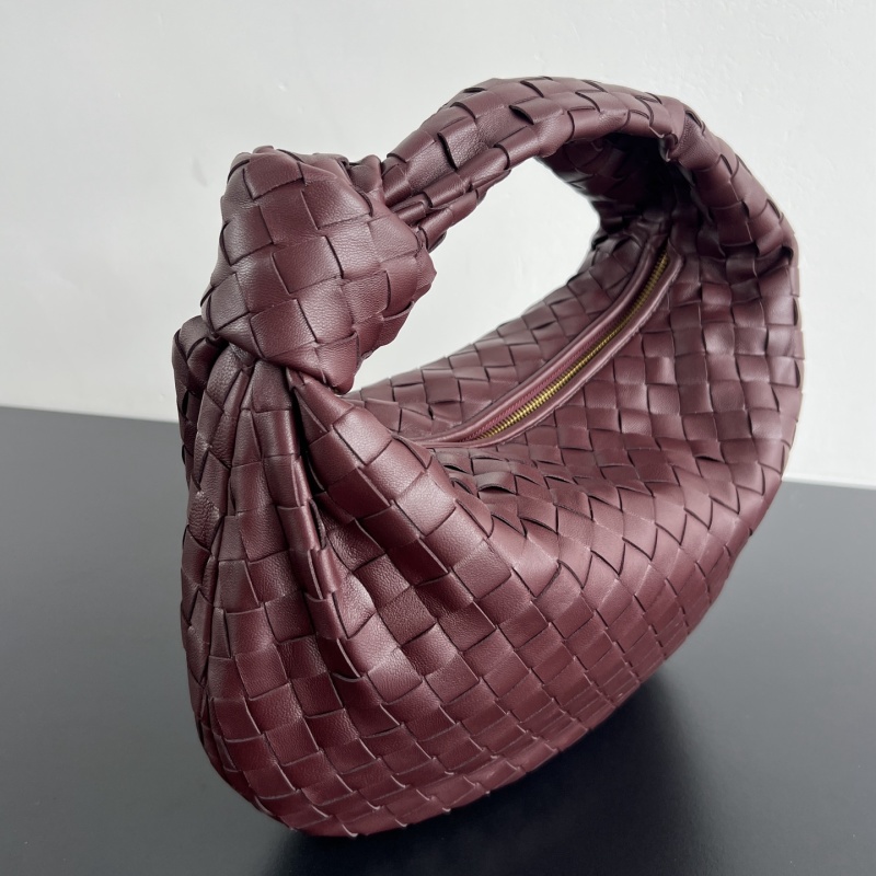 Сумка Bottega Veneta Jodie плетеная кожаная бордовая