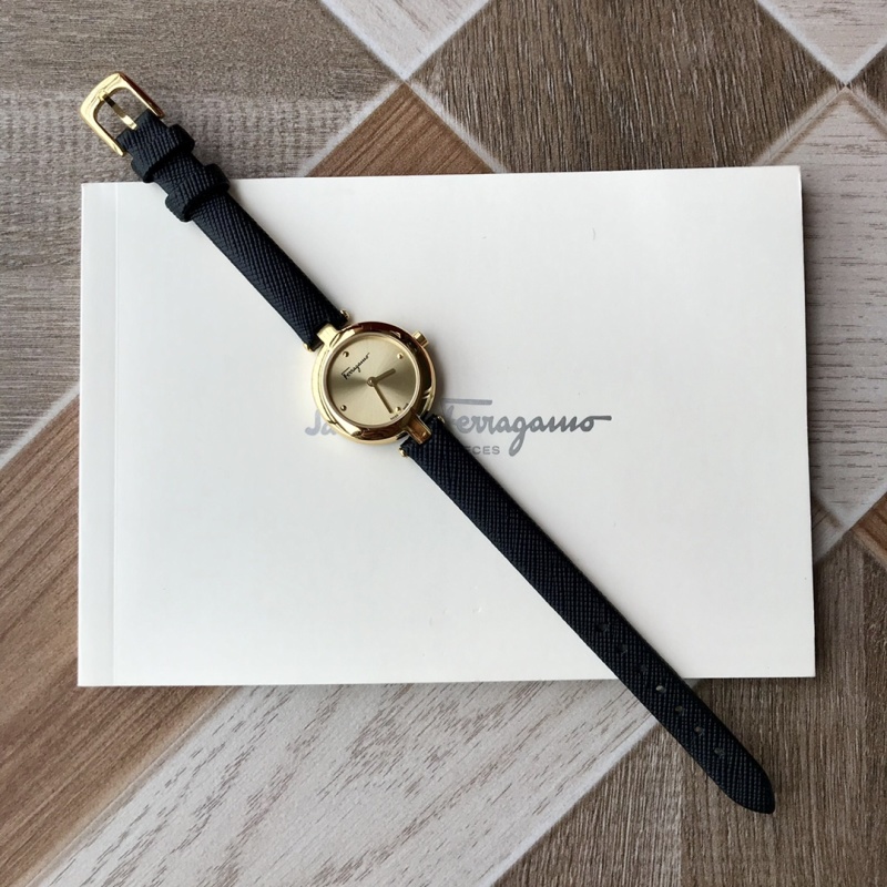 Часы Ferragamo