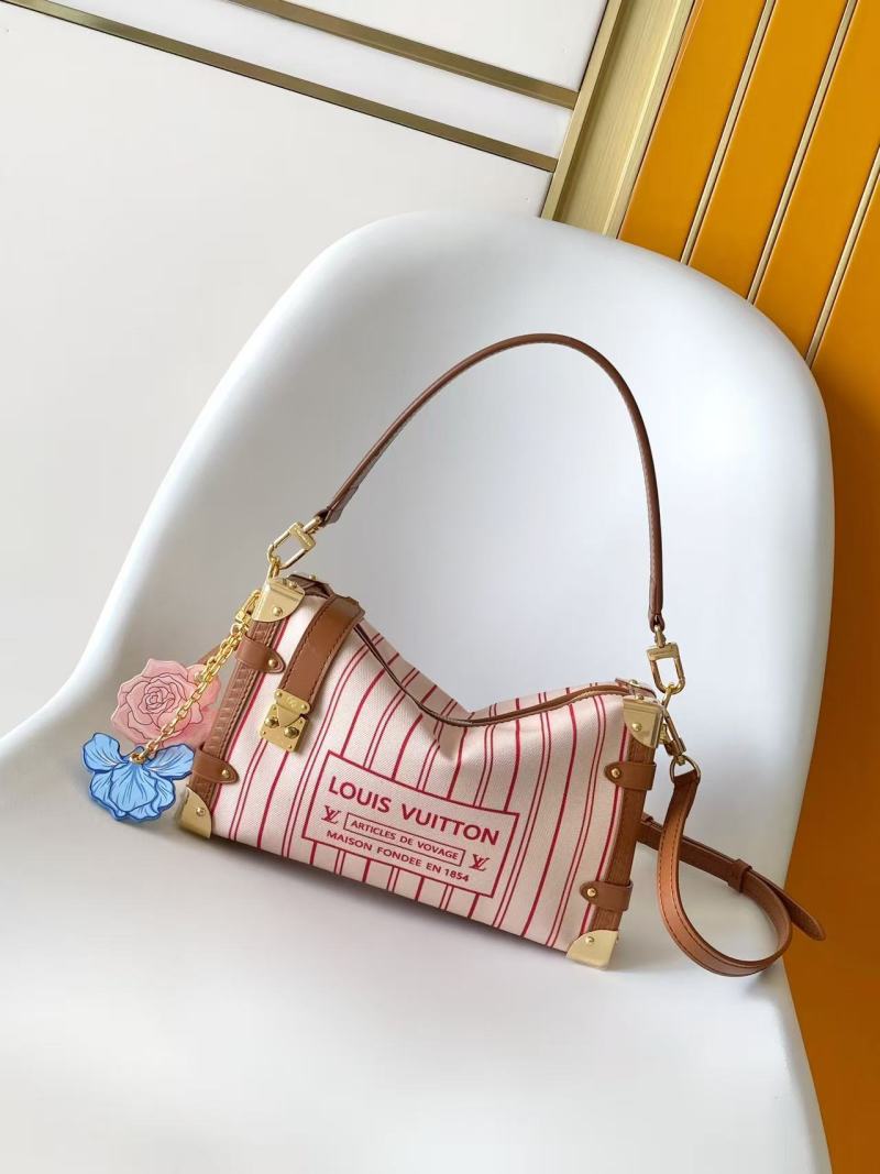 Сумка Louis Vuitton с красными полосами