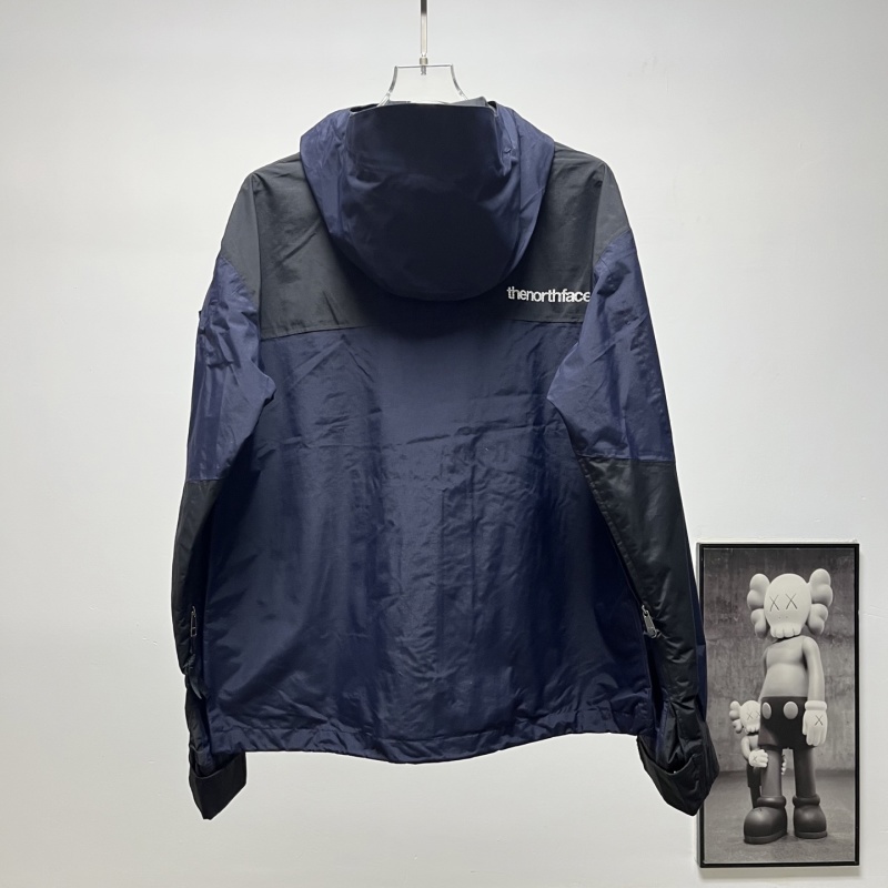 Ветровка The North Face 1986 с капюшоном