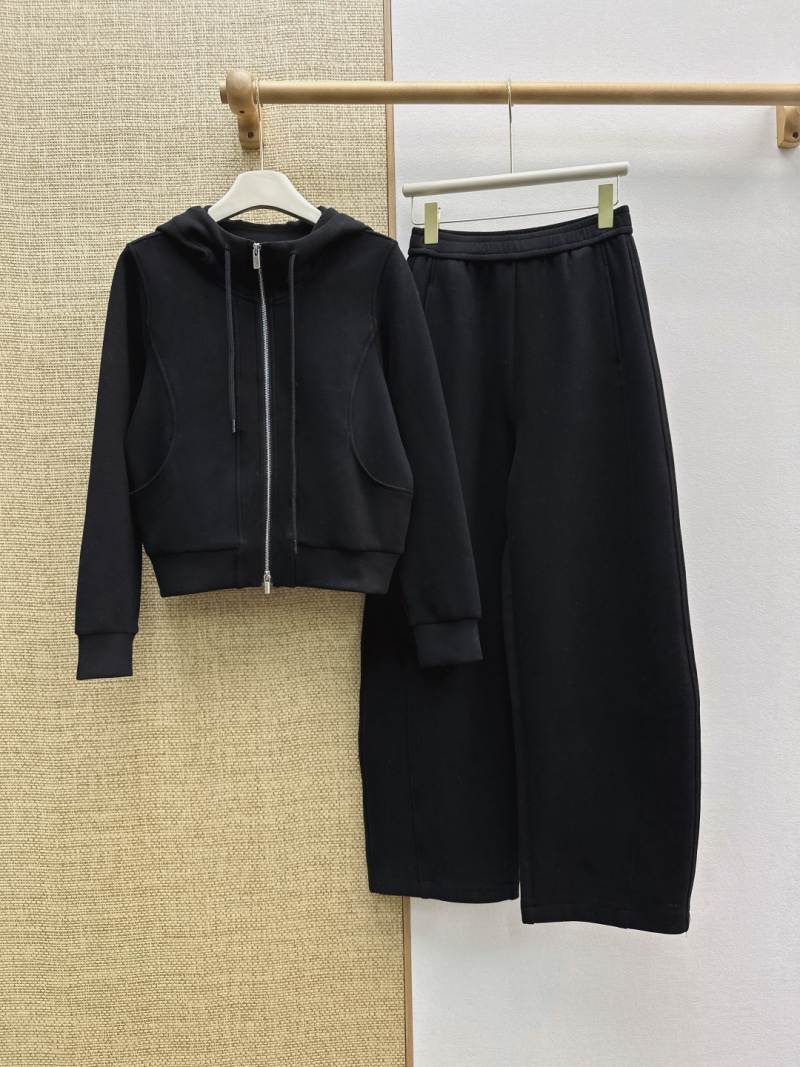 Костюм Brunello Cucinelli