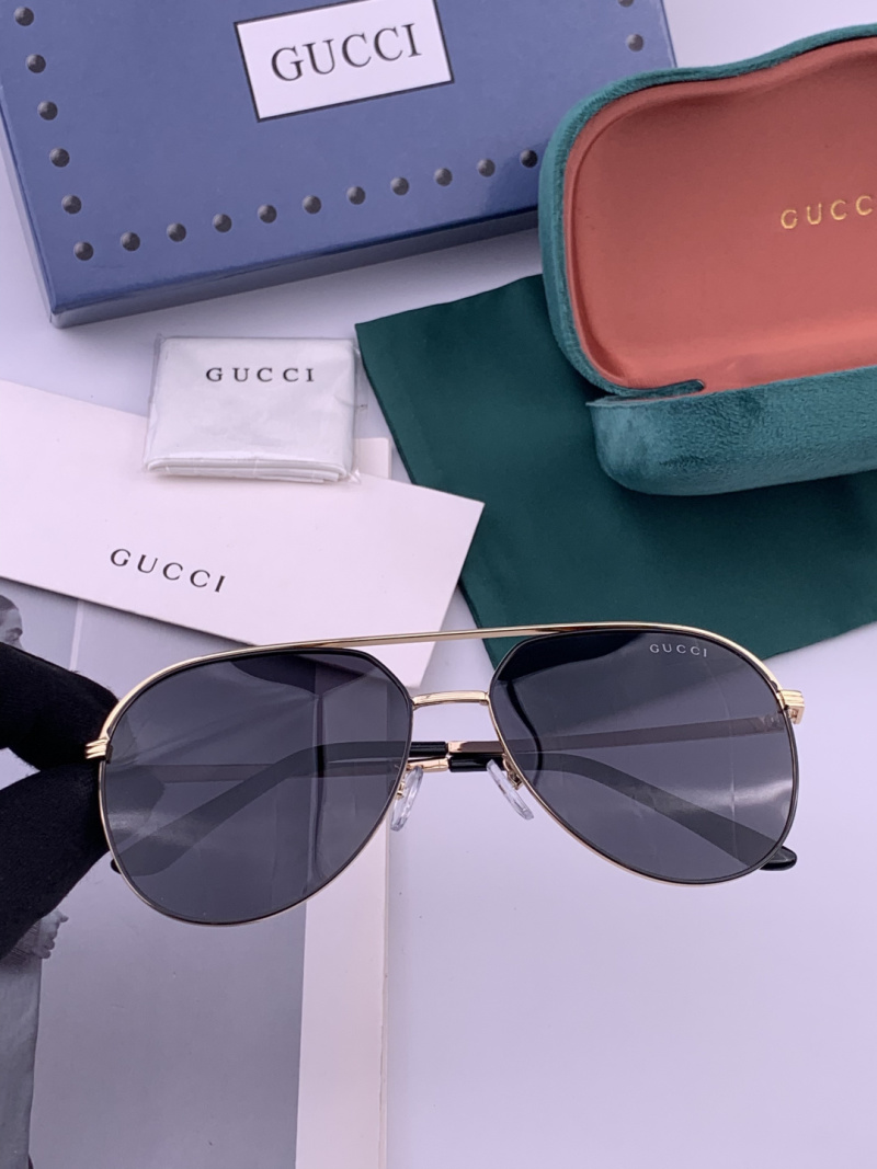 Мужские солнцезащитные очки авиаторы Gucci