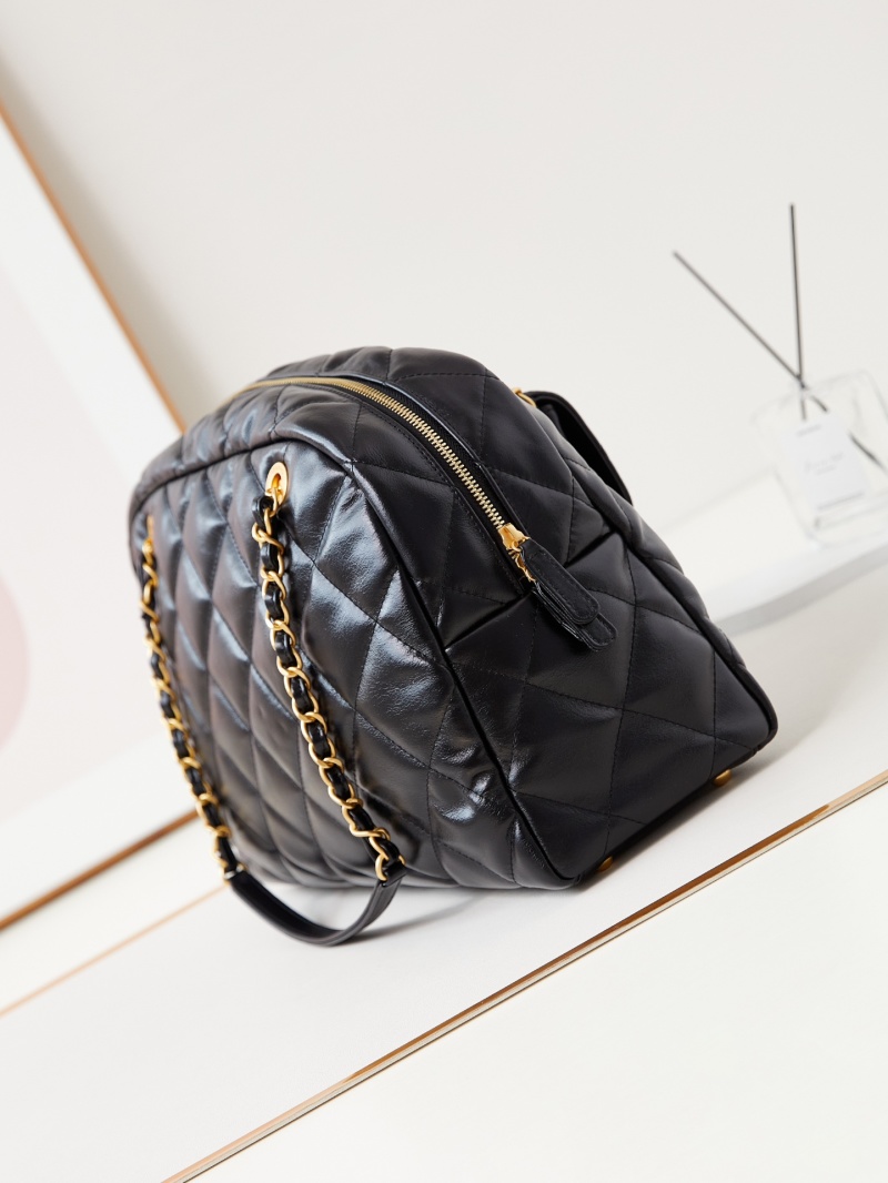 Черная стеганая сумка через плечо с цепочкой Chanel