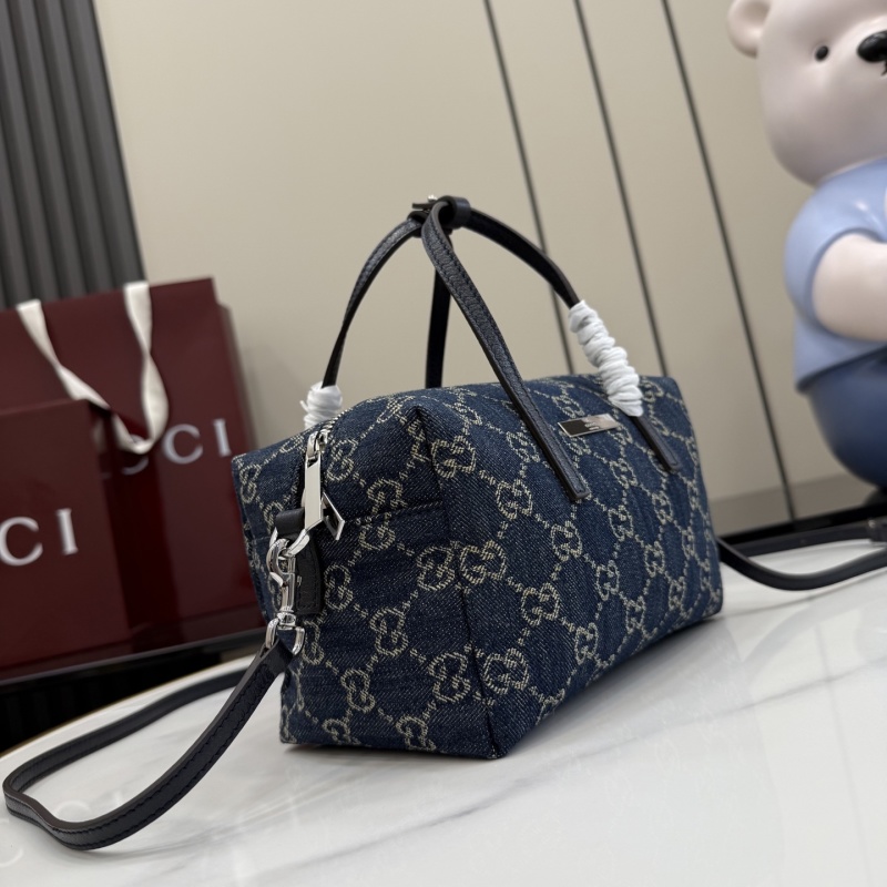 Сумка Gucci с принтом GG