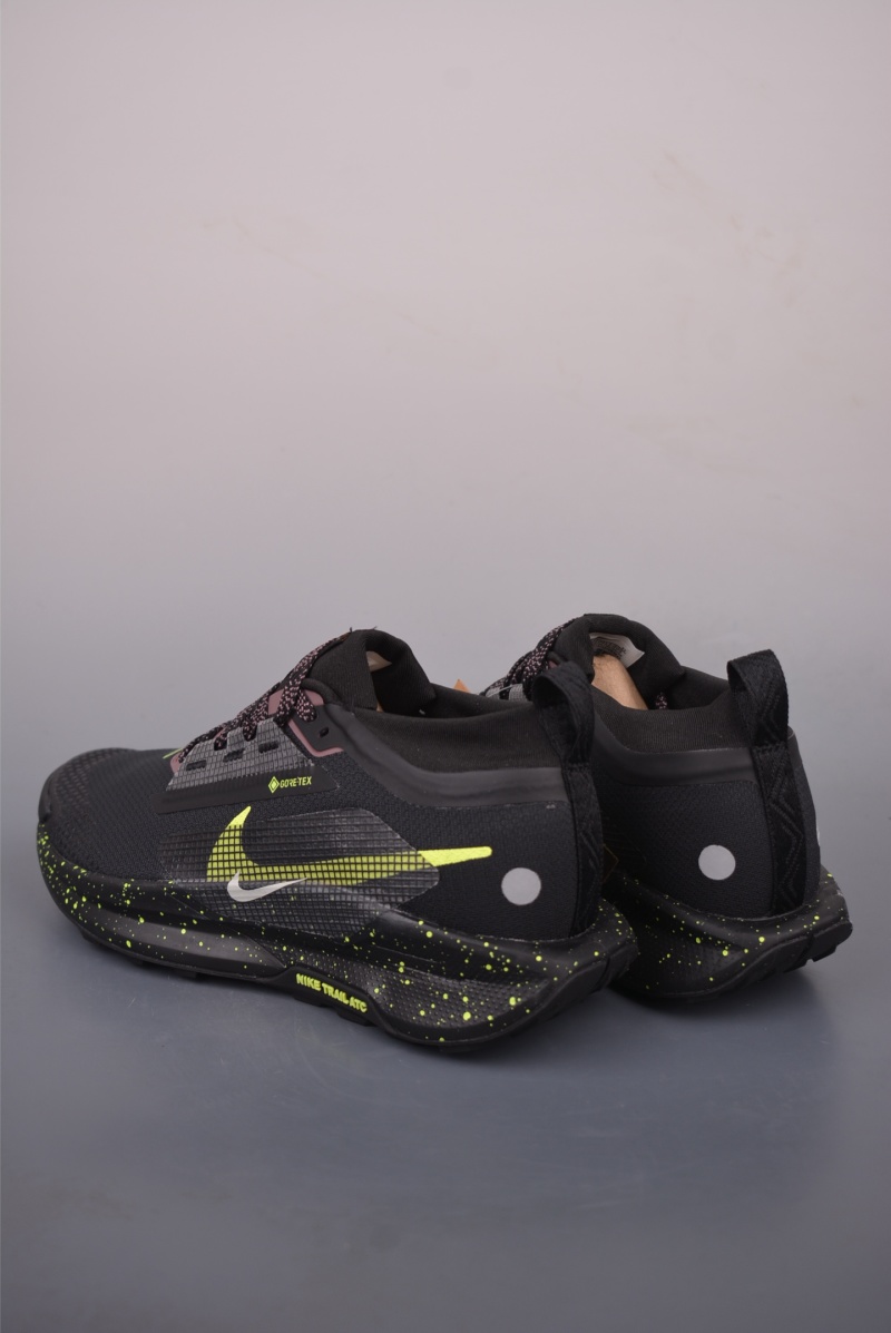 Кроссовки Nike ACG Zegama Trail