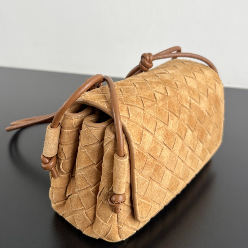 Сумка Bottega Veneta Notturno из замши