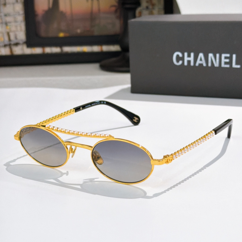 Очки Chanel модель CH4297H золотистые с жемчугом