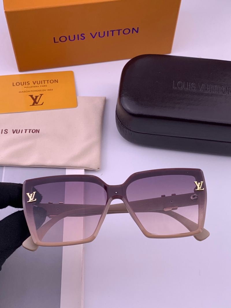 Квадратные солнечные очки с градиентными линзами Louis Vuitton