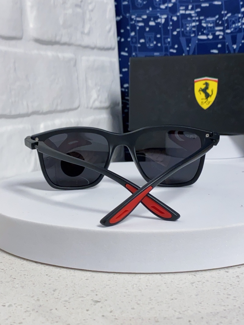 Солнечные очки Ray-Ban Ferrari RB4433M