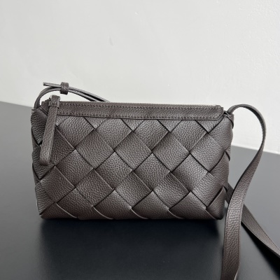 Diago мужская сумка-кроссбоди Bottega Veneta