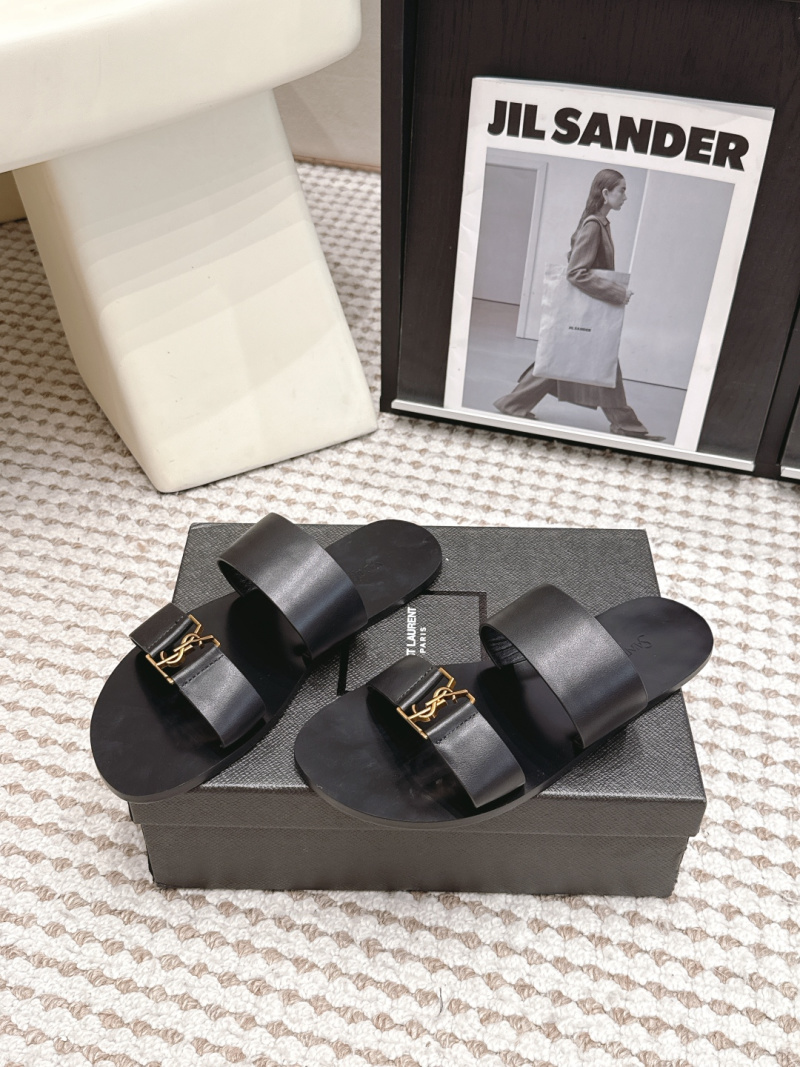 Босоножки Saint Laurent с металлической пряжкой