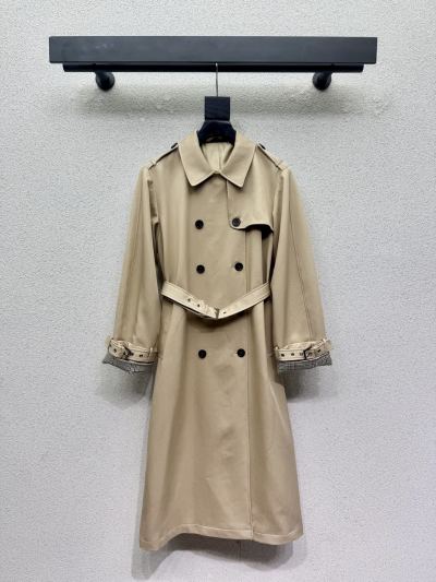 Классическое пальто Burberry с поясом