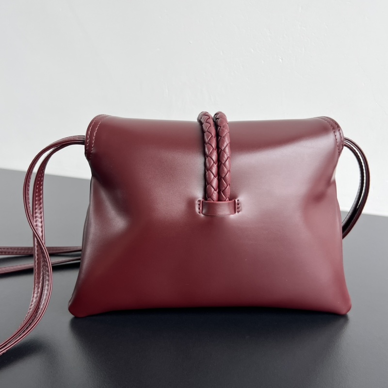 Сумка Bottega Veneta Baby Liberta
