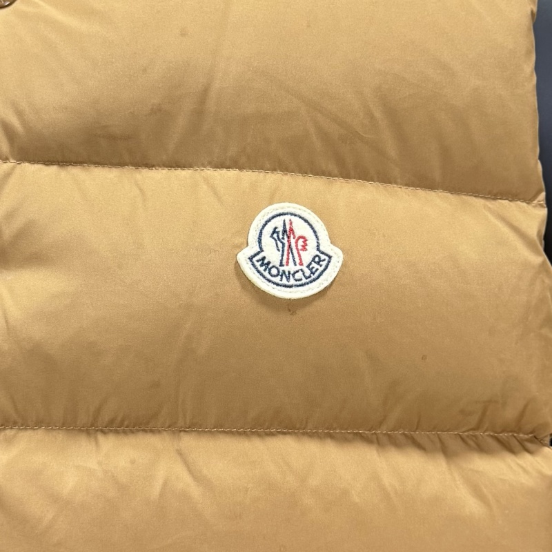 Жилет Moncler
