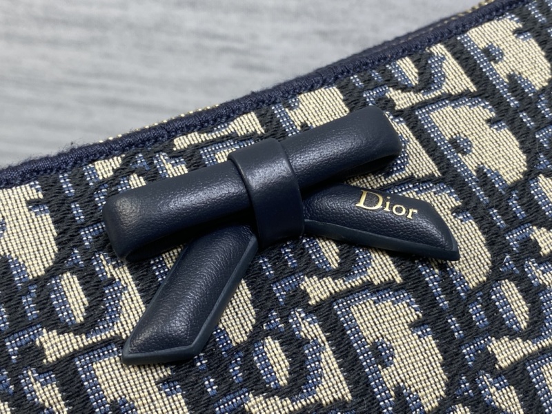 Клатч Dior с цепочкой и принтом Oblique
