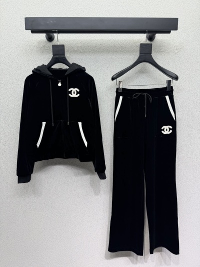 Спортивный костюм Chanel