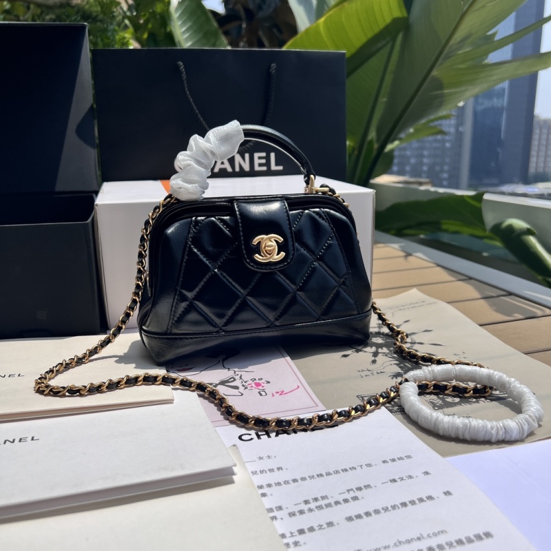 Сумка Chanel серии Handmade, чёрная