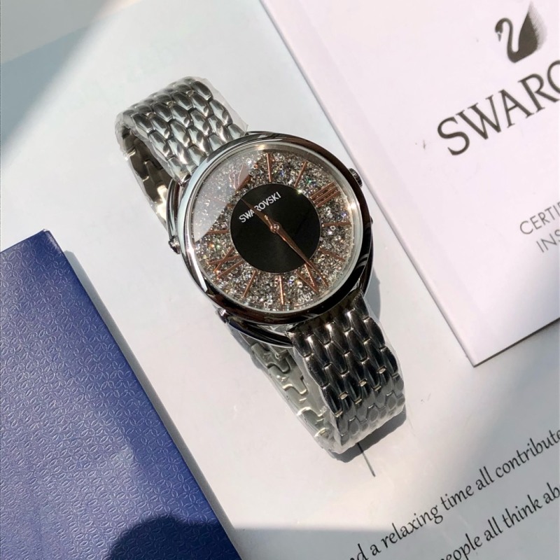 Часы Swarovski