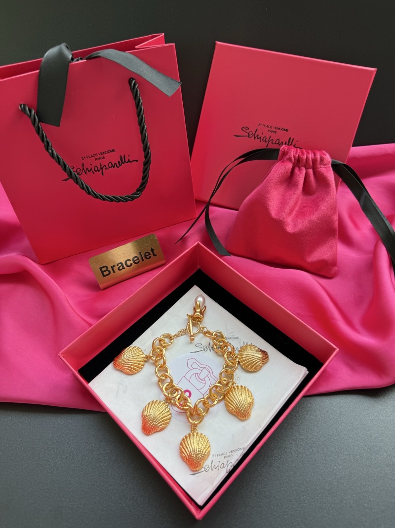 Браслет с раковинами Schiaparelli