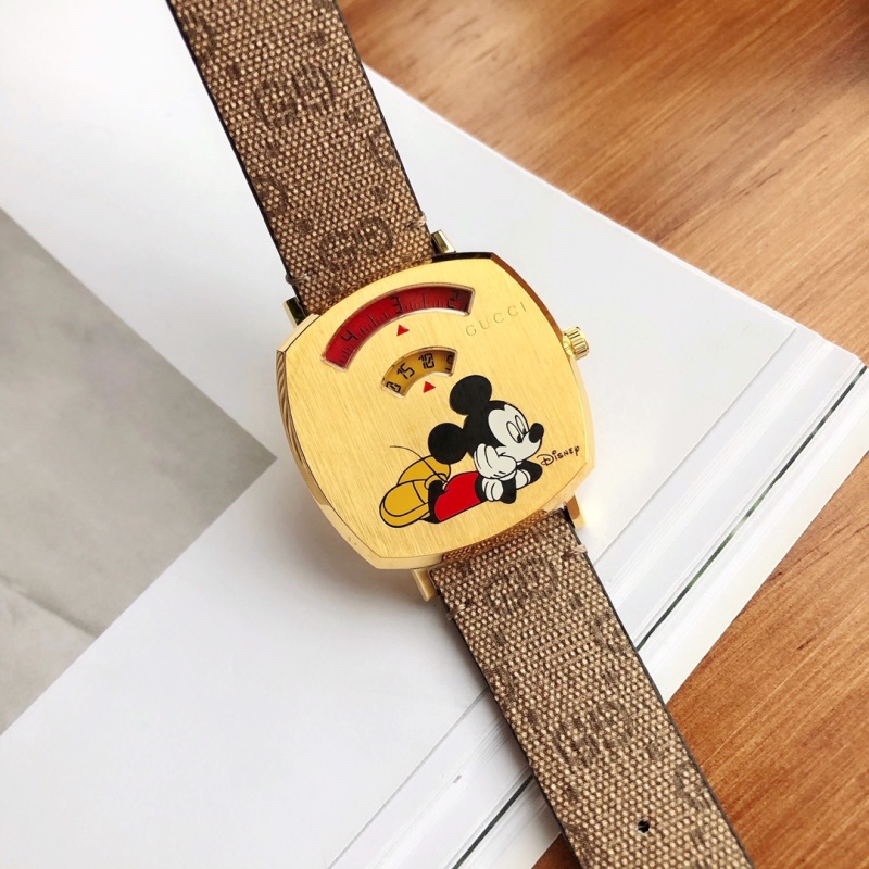 Часы Gucci