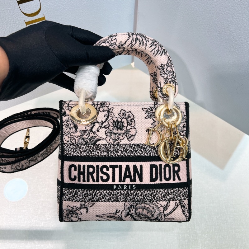 Сумка Dior Lady D-Lite с цветочным принтом