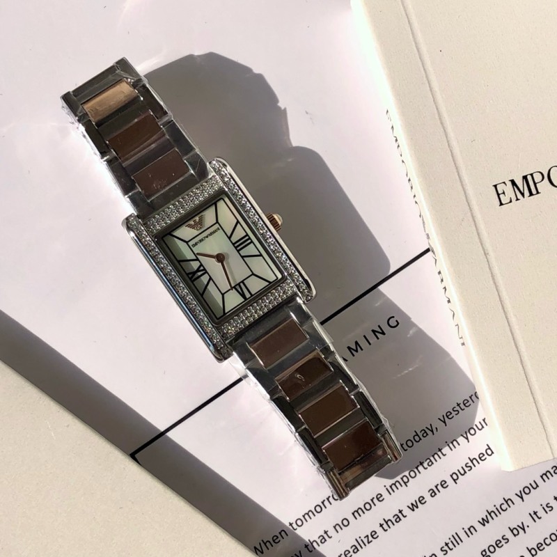Часы Armani