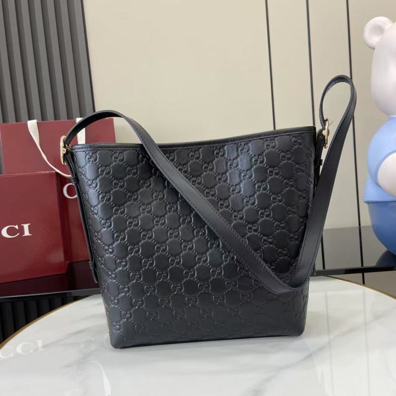 Сумка Gucci черная с логотипом