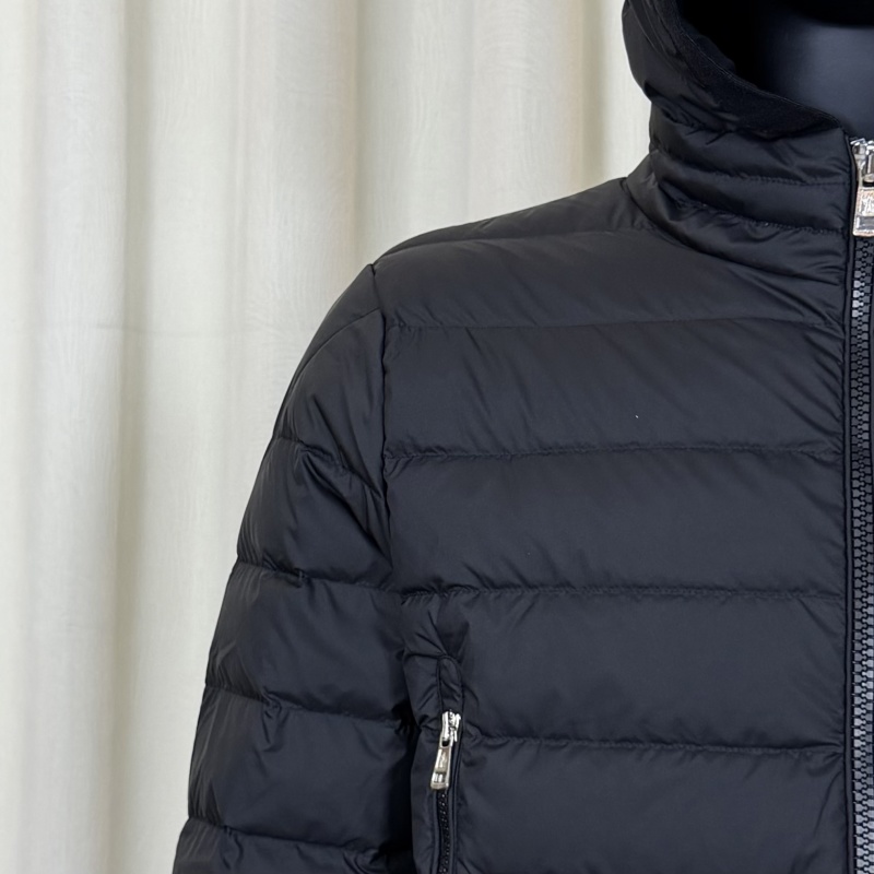 Пуховик Moncler