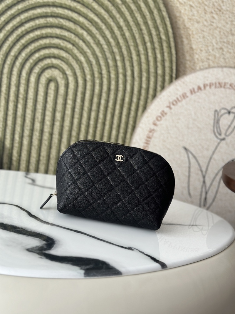 Косметичка из натуральной кожи Chanel