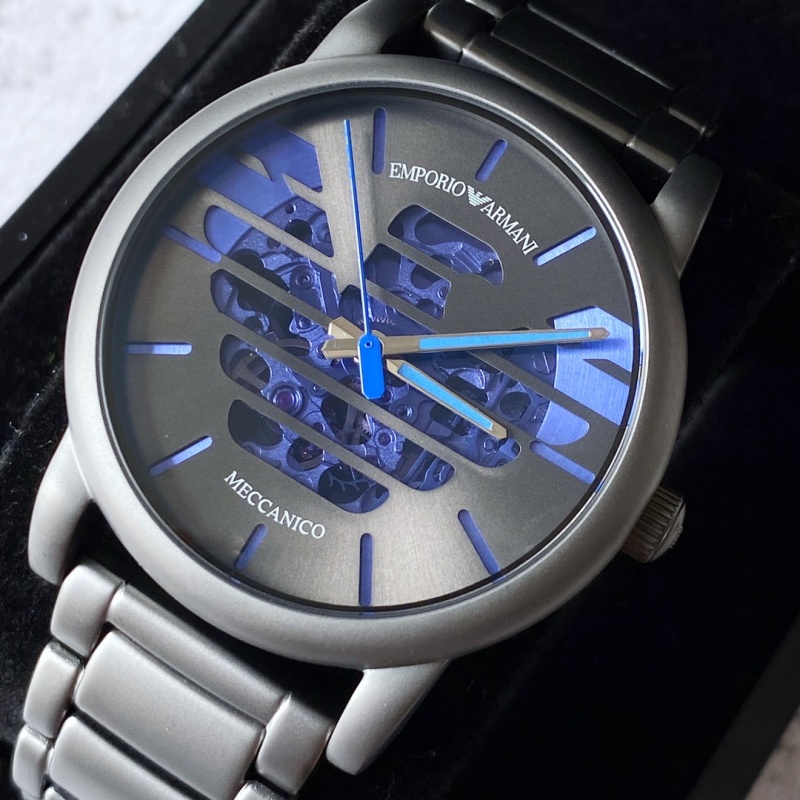 Часы Armani